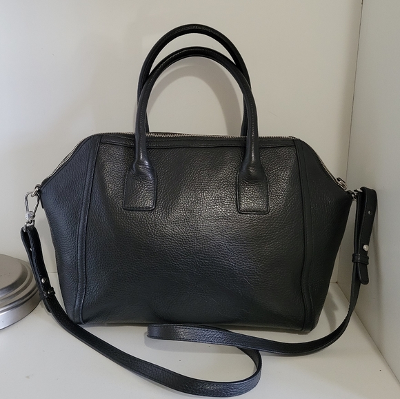 Like new!Furla Black Pebbled Leather Crossbody/Shoulder Bag - Picture 5 of 13